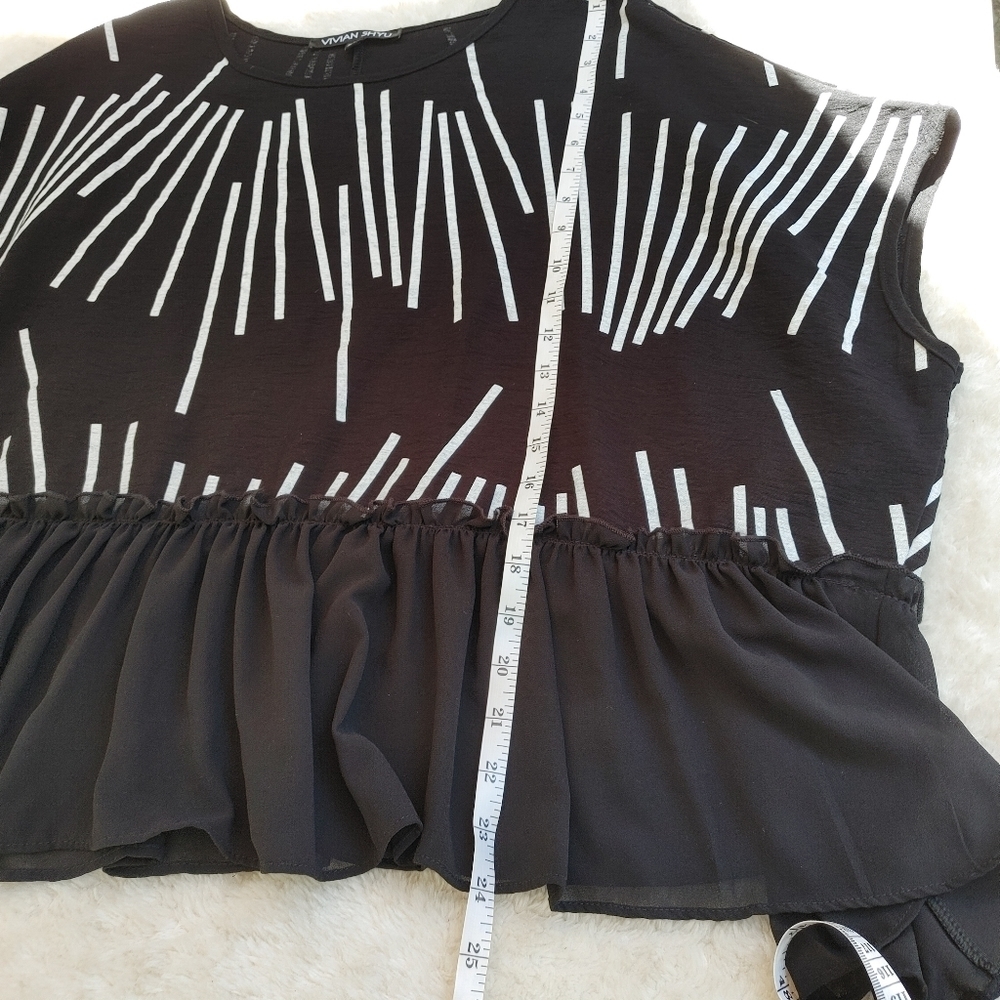 Vivian Shyu Boxy Striped Ruffle Top Size M - Picture 13 of 13